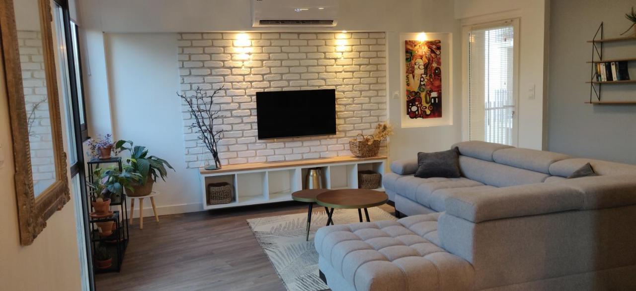 Tres Bel Appartement Central, Au Calme Avec Balneo Perpignan Exteriör bild